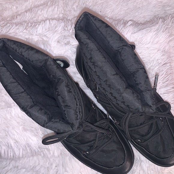 🖤MICHAEL KORS SNOW BOOTS🖤 - Picture 15 of 16